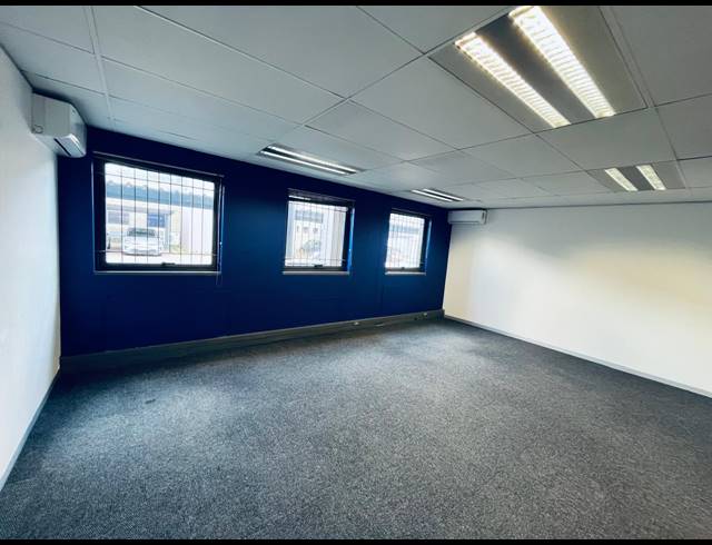 385M² OFFICE TO LET IN RANDJESPARK
